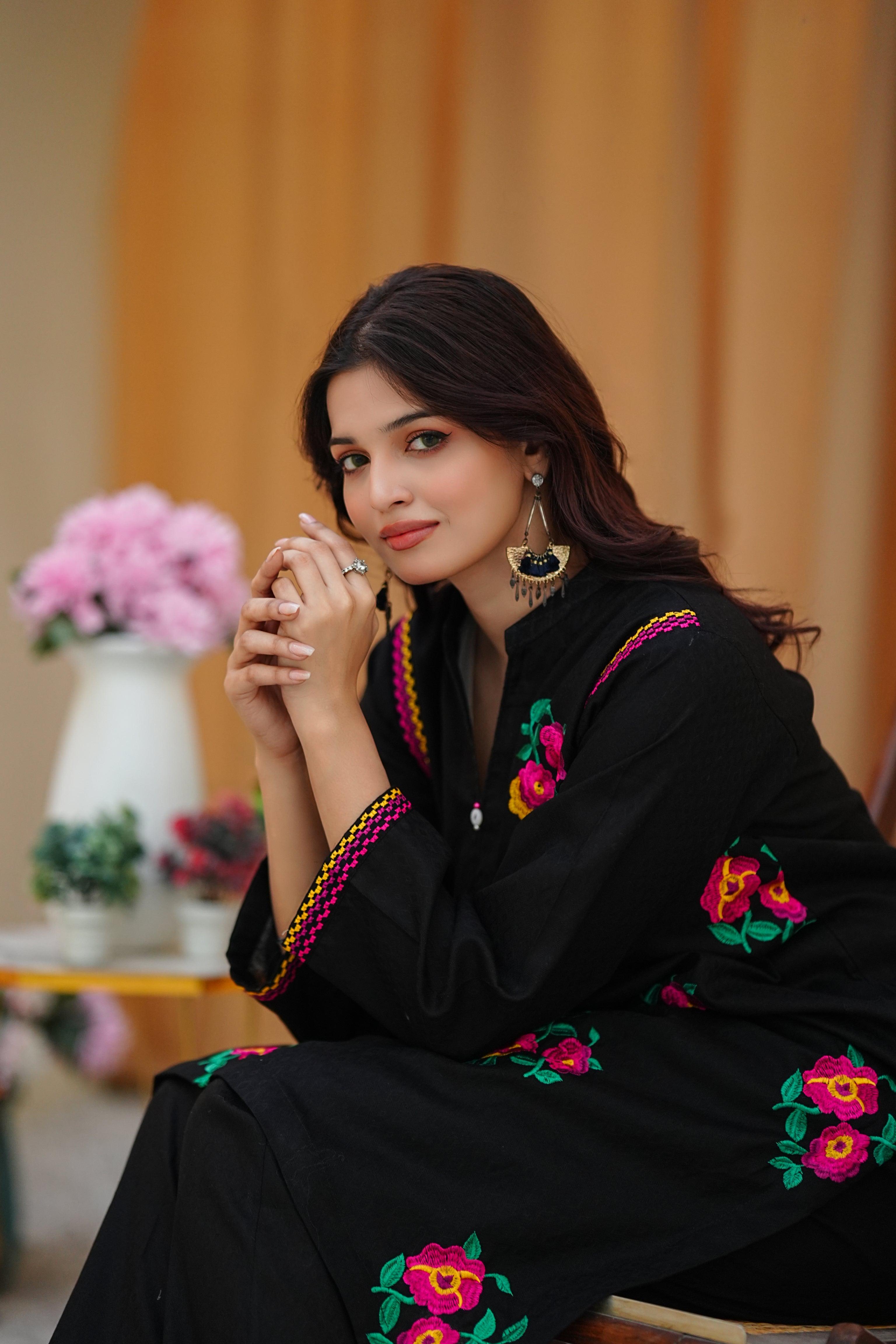 Amna Khurram D-3 Casuals Ready to Wear