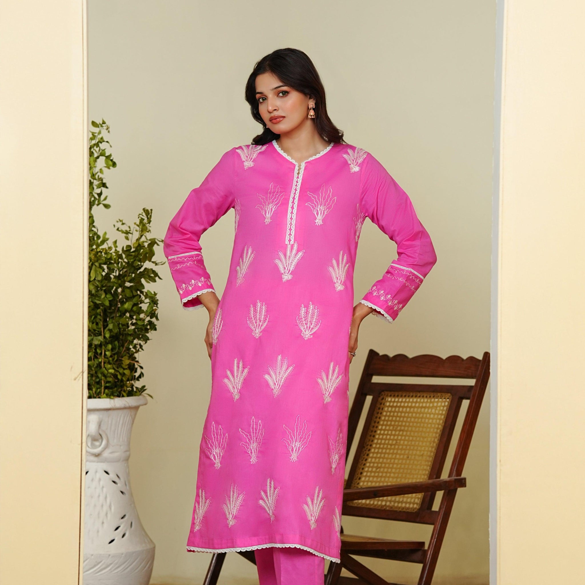 Amna Khurram D-4 Casuals Ready to Wear