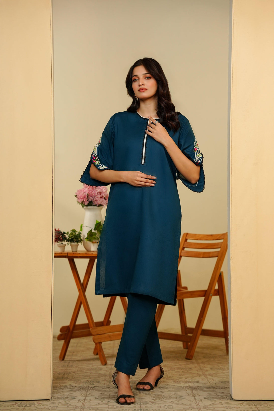 Amna Khurram D-5 Casuals Ready to Wear