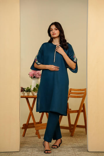 Amna Khurram D-5 Casuals Ready to Wear