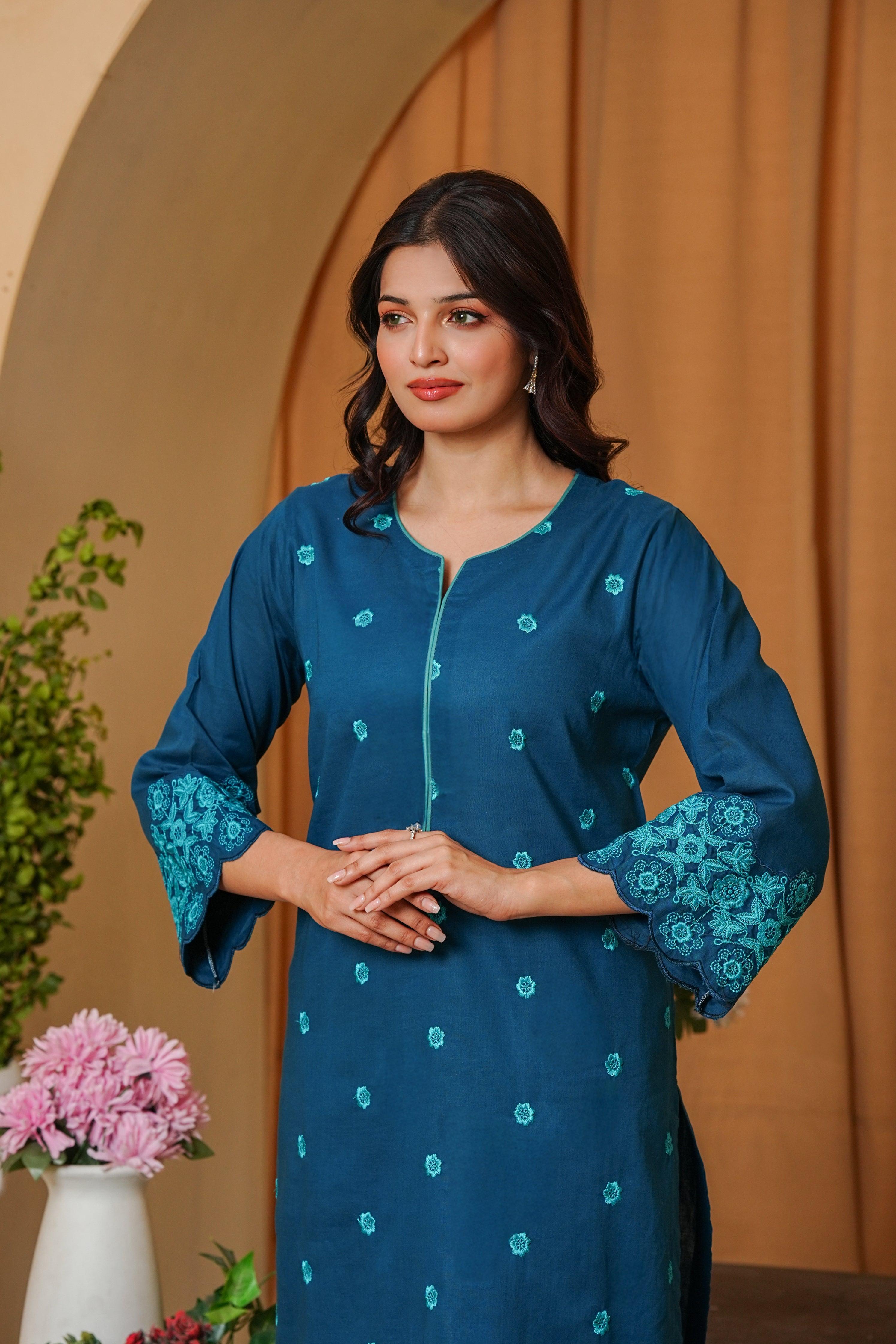Amna Khurram D-1 Casuals Ready to Wear