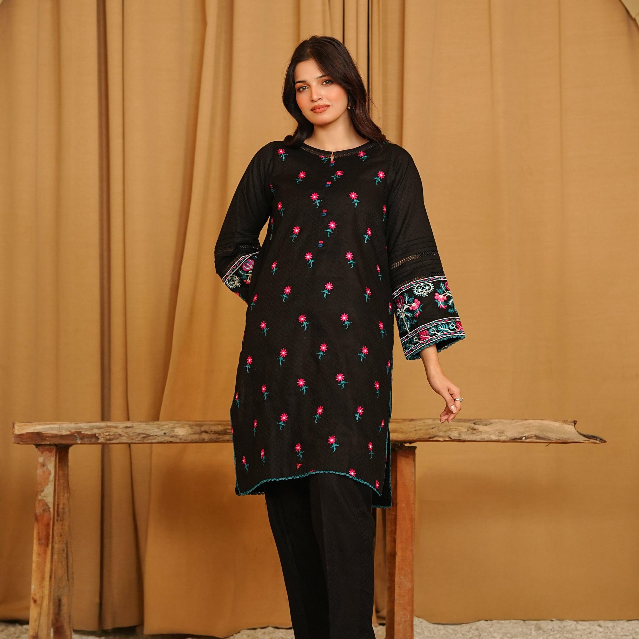 Amna Khurram D-9 Casuals Ready to Wear