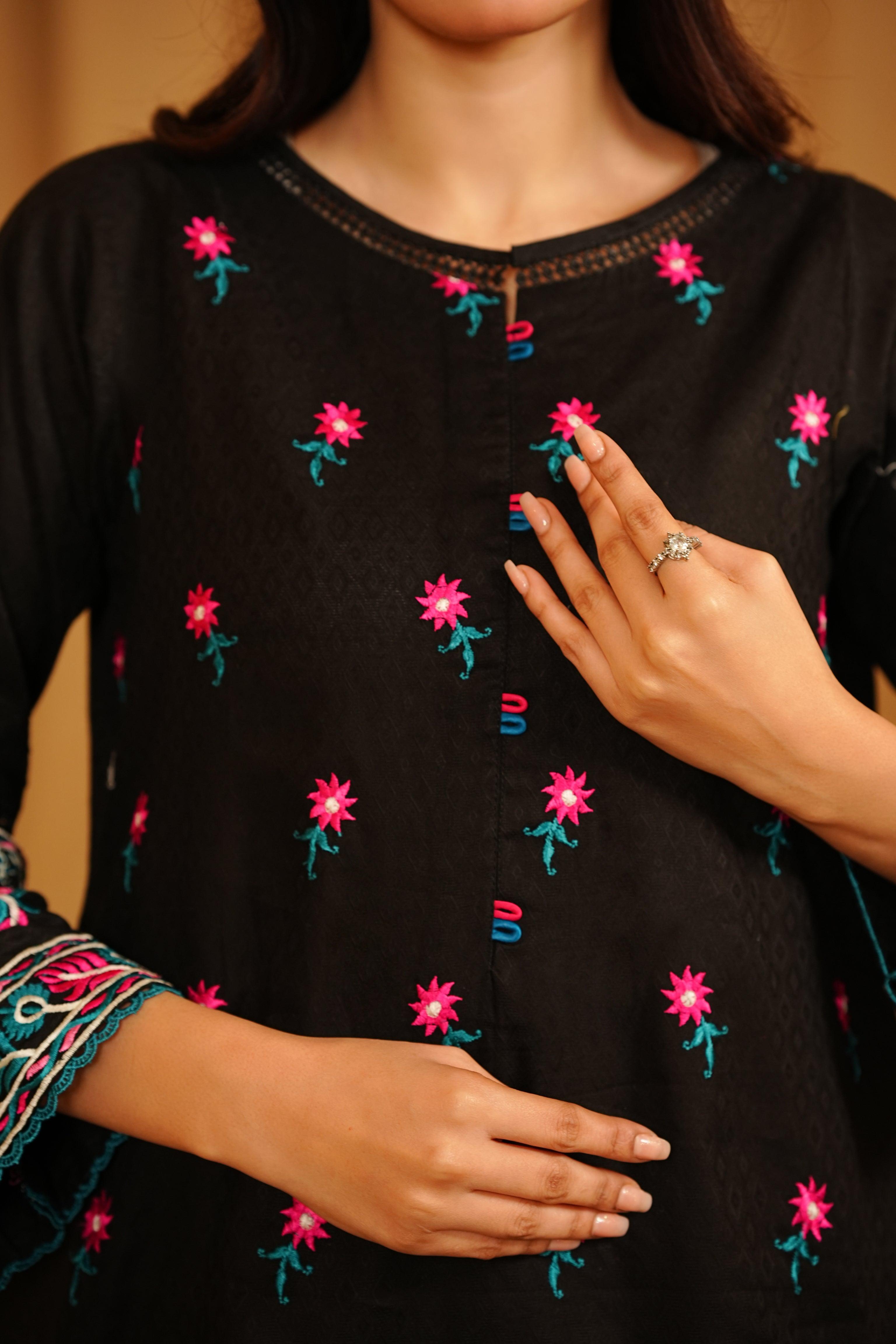 Amna Khurram D-9 Casuals Ready to Wear