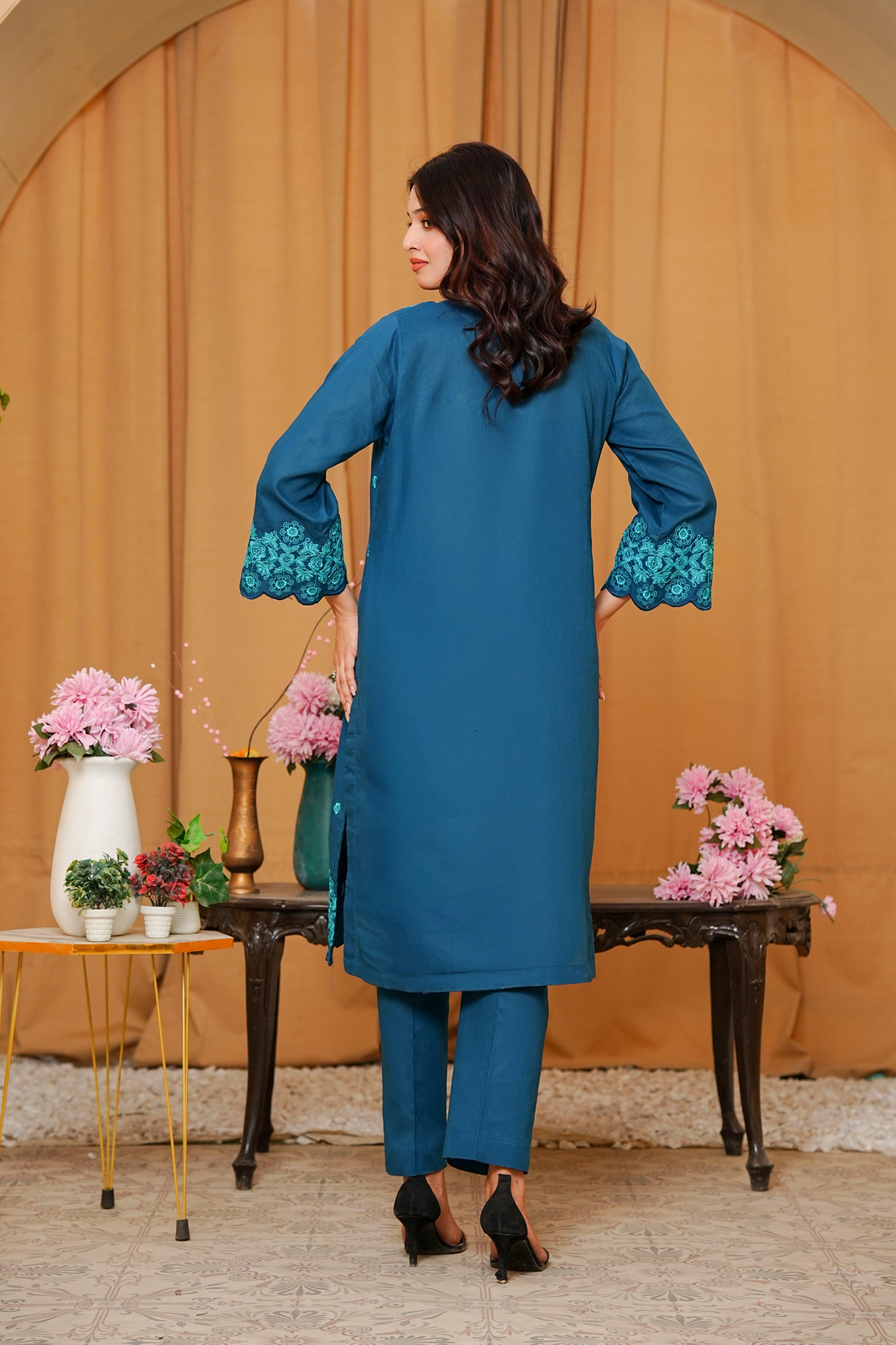 Amna Khurram D-1 Casuals Ready to Wear
