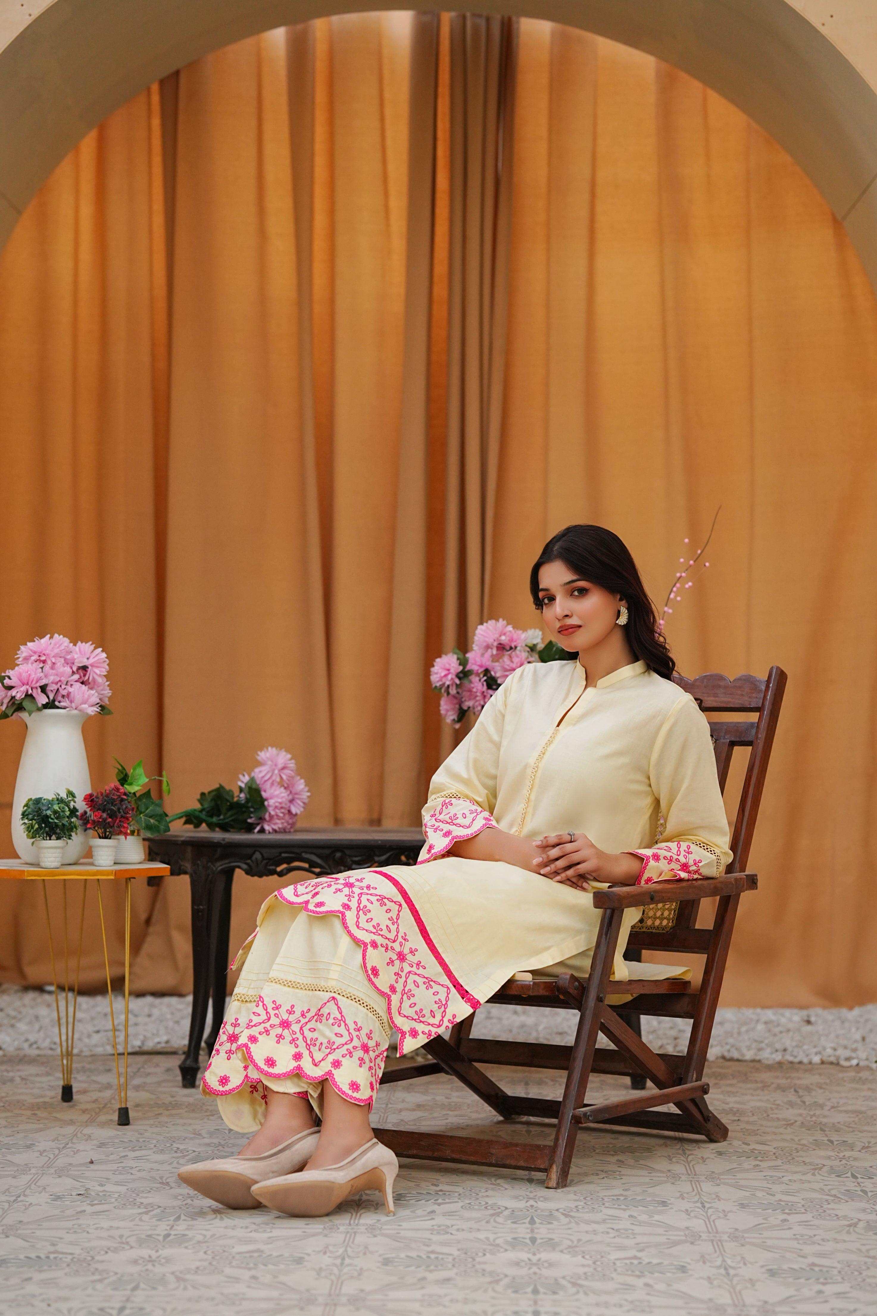 Amna Khurram D-2 Casuals Ready to Wear