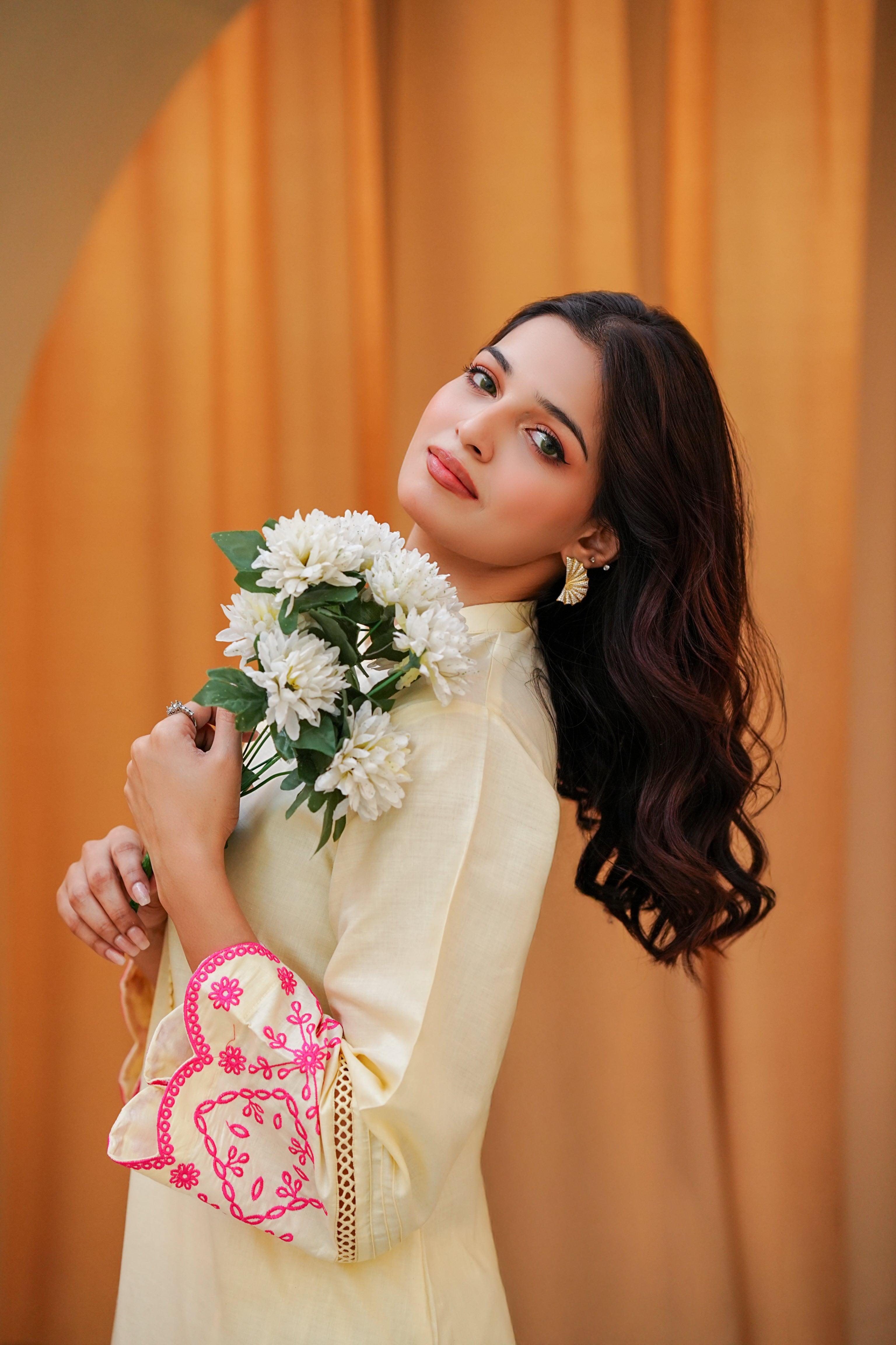 Amna Khurram D-2 Casuals Ready to Wear