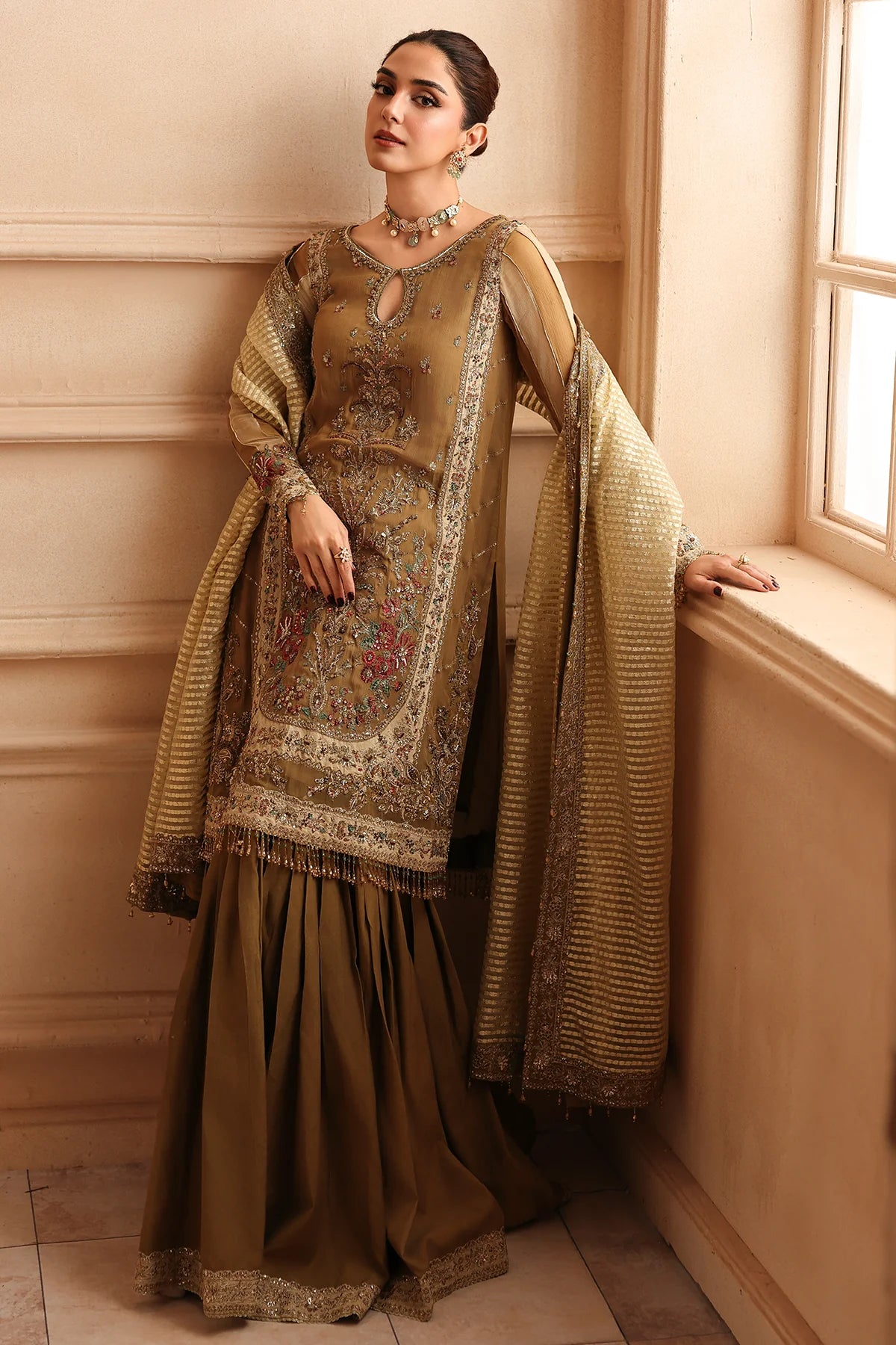 Charizma Dastan-e-Jashan Luxury Chiffon Vol-01 | 3-Piece Unstitched Suite (DJW6-06)